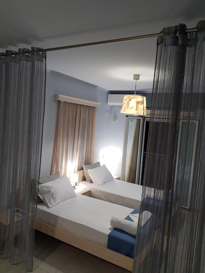 Mulberry House Hotel Elafonissos Bagian luar foto
