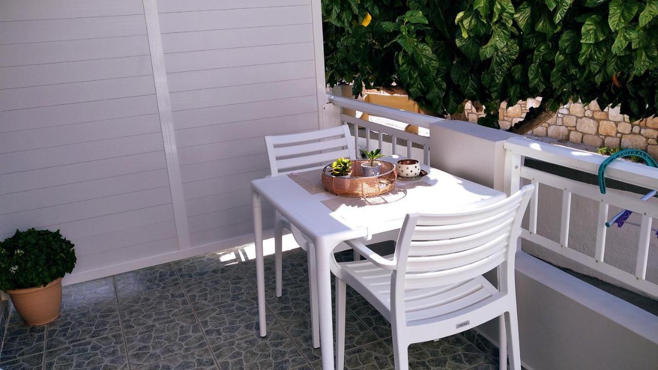 Mulberry House Hotel Elafonissos Bagian luar foto